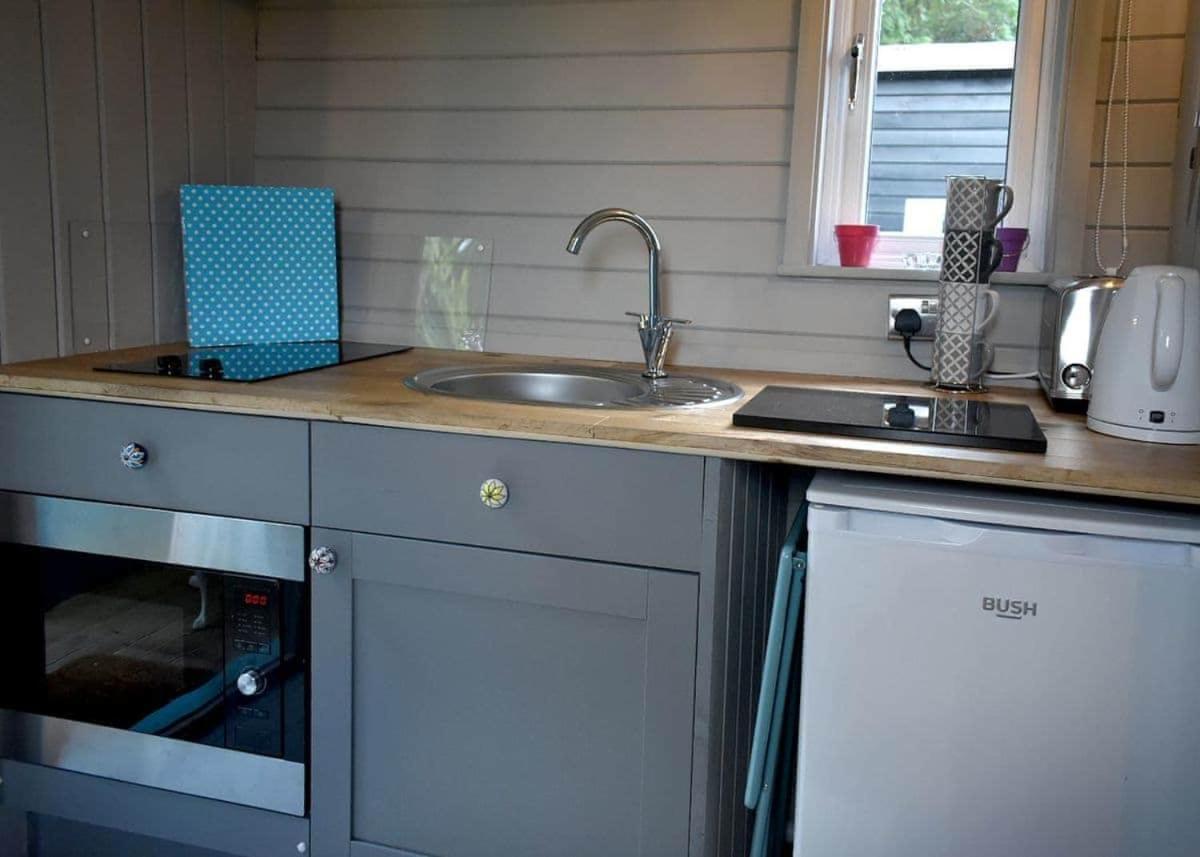 Riverview Lodges And Glamping Welshpool Exteriér fotografie